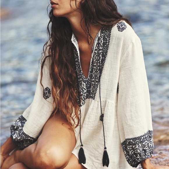 ZARA Bohemian White and Black Embroidered Tunic - Picture 1 of 6